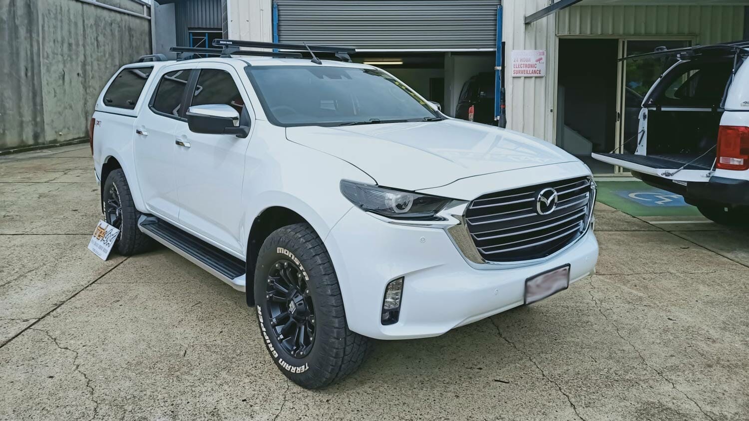 Mazda BT50 2020+ with Trek Canopy in Code 527 Ice White - front